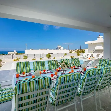 Villa Adaris Pegeia